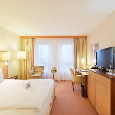 The Q Quadro Отель 4*
