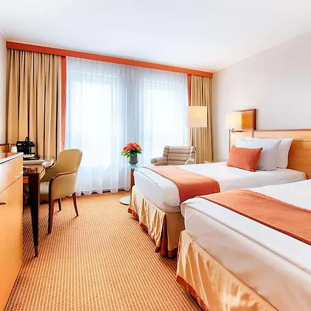 The Q Quadro Отель 4*