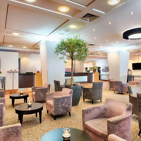 מלון The Q - Quadro