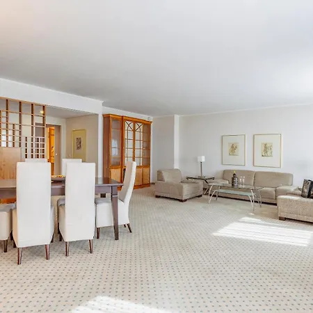 מלון The Q - Quadro 4*