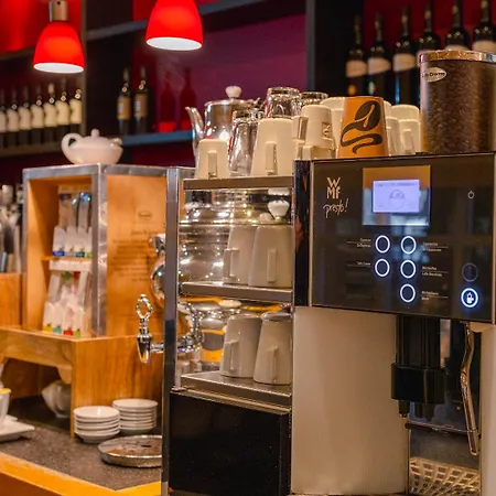 The Q - Quadro Ξενοδοχείο 4*