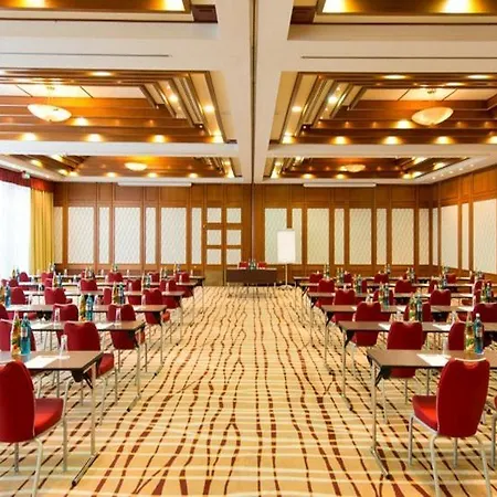 Hotel The Q - Quadro 4*