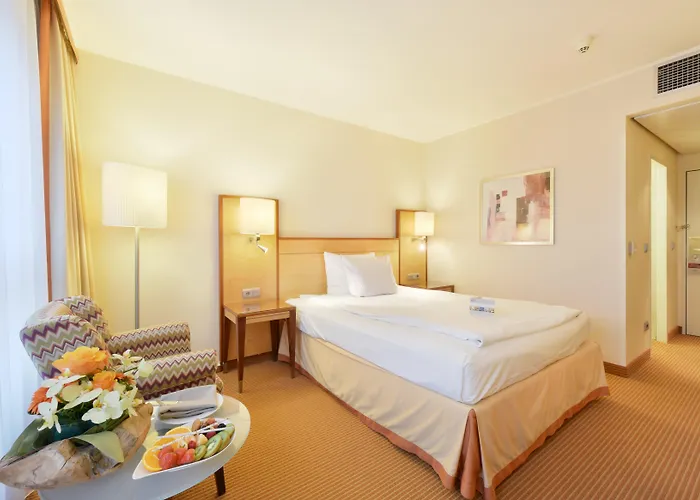 The Q - Quadro Ξενοδοχείο 4*