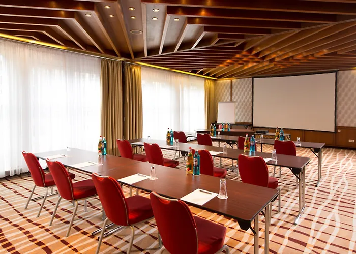 Ξενοδοχείο The Q - Quadro 4*