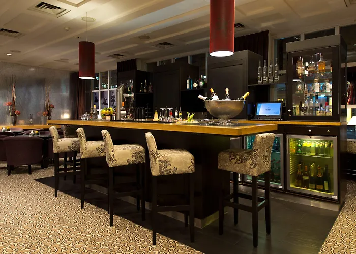 The Q - Quadro Ξενοδοχείο 4*