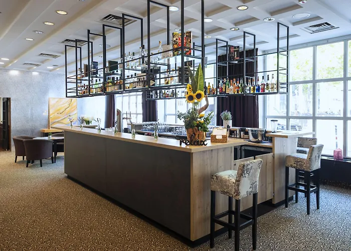 The Q - Quadro 4* Καρλσρούη