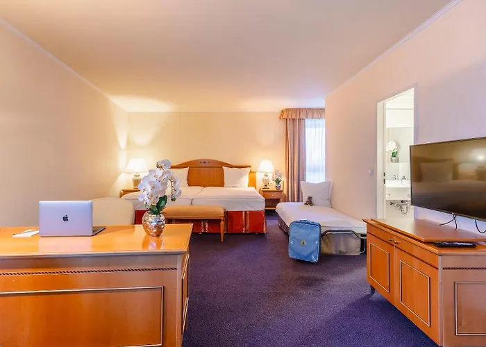 The Q - Quadro Ξενοδοχείο Καρλσρούη