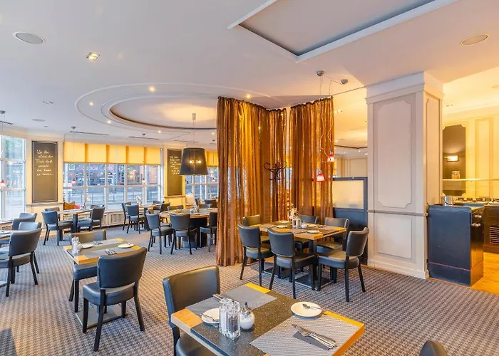 The Q - Quadro Ξενοδοχείο