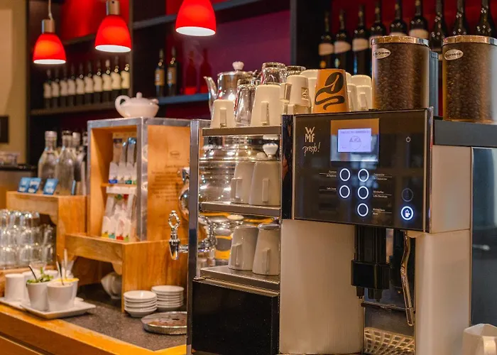 The Q - Quadro Ξενοδοχείο 4*