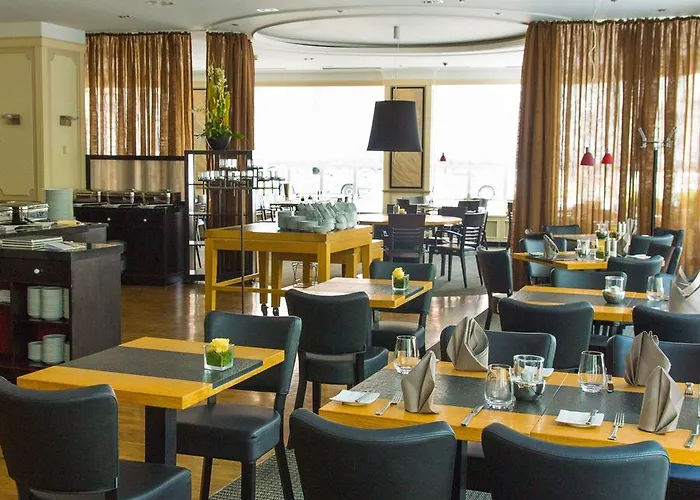 Ξενοδοχείο The Q - Quadro 4*